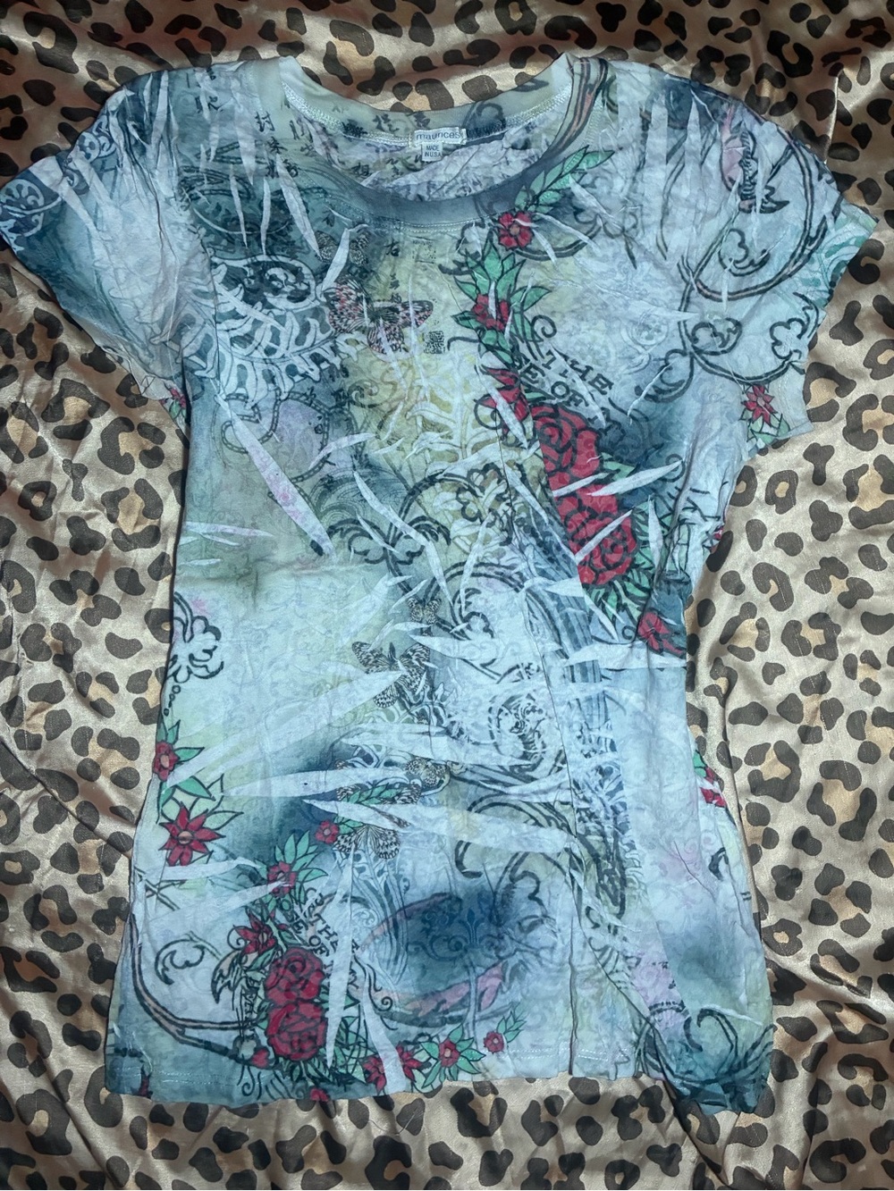 ⭒ y2k maurice’s 2000s print t shirt